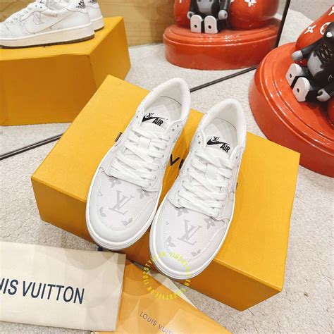 Giày Louis Vuitton (LV) Chính Hãng 2024. Ưu đãi trả  .